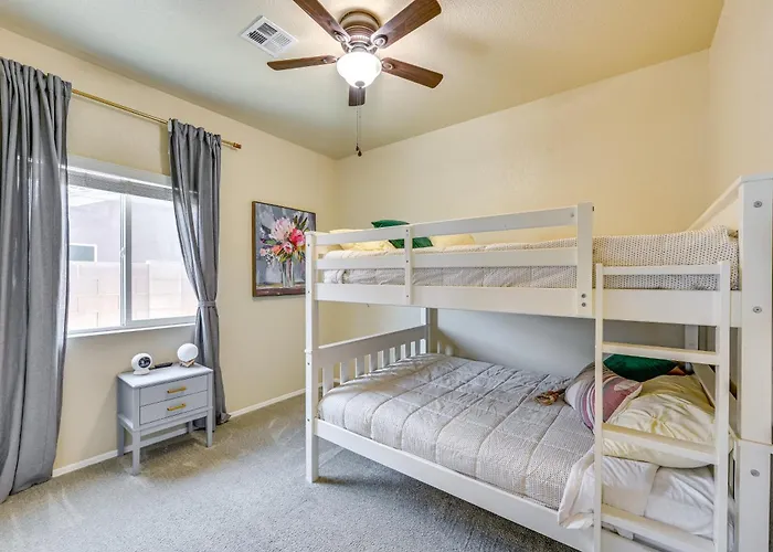 Family-friendly Yuma W/ Private Yard & Pool Fortuna