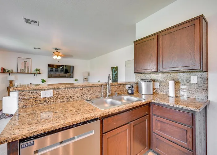 Holiday home Family-friendly Yuma W/ Private Yard & Pool